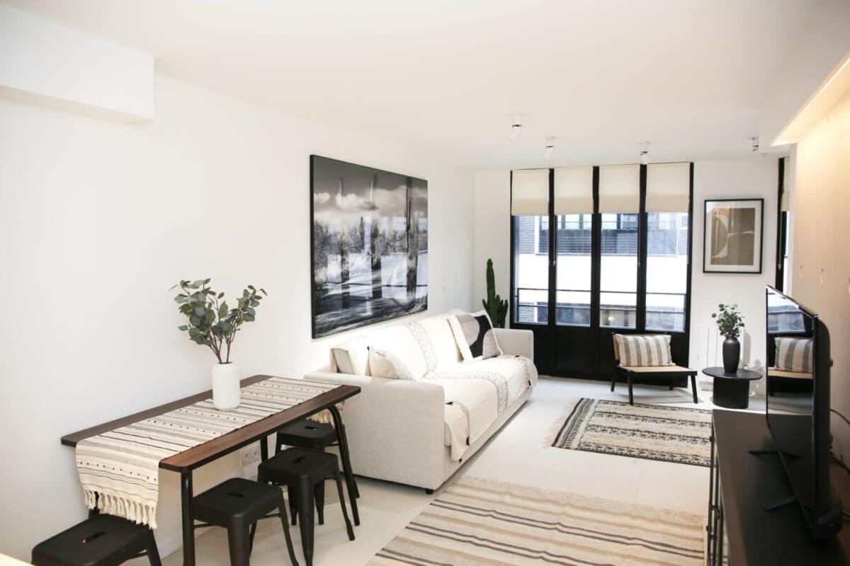 Elegance Et Confort Pres Du Marais Cosy - 2p Appartement Parijs